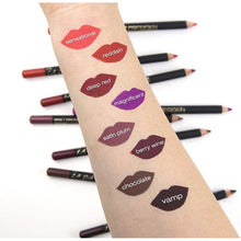 Load image into Gallery viewer, LA PERFECT PRECISION LIPLINER