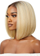 Load image into Gallery viewer, Outre HD Lace Wig - JENISSE