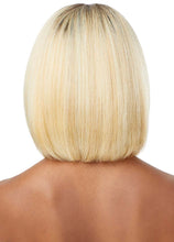 Load image into Gallery viewer, Outre HD Lace Wig - JENISSE