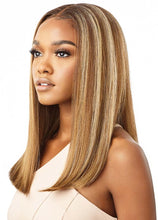 Load image into Gallery viewer, Outre Hairline HD Lace Wig - Linette