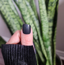 Load image into Gallery viewer, Black  Press on nails