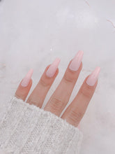 Load image into Gallery viewer, Pink Press on Nails
