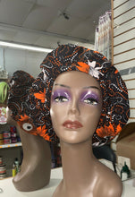 Load image into Gallery viewer, African Print Bonnet