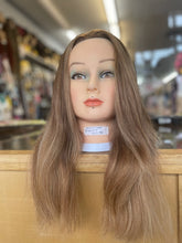 Load image into Gallery viewer, Hairdresser Training Practice