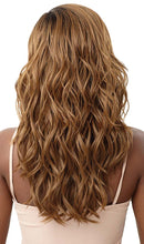Load image into Gallery viewer, Outre EveryWear Lace Wig - Every 17