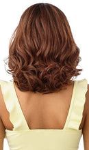 Load image into Gallery viewer, Outre Luscious Love