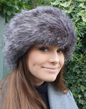 Load image into Gallery viewer, Luxury faux fur headband