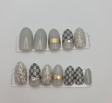 Load image into Gallery viewer, Almond Grey Glitter Press On Nails

