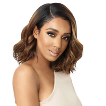 Load image into Gallery viewer, Outre Lacefront Melted Jayciana
