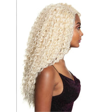Load image into Gallery viewer, Mega Brazilian Sassy Wave 14/16/18"+ Closure
