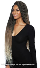 Load image into Gallery viewer, 3x Ivy Box Braid 32"
