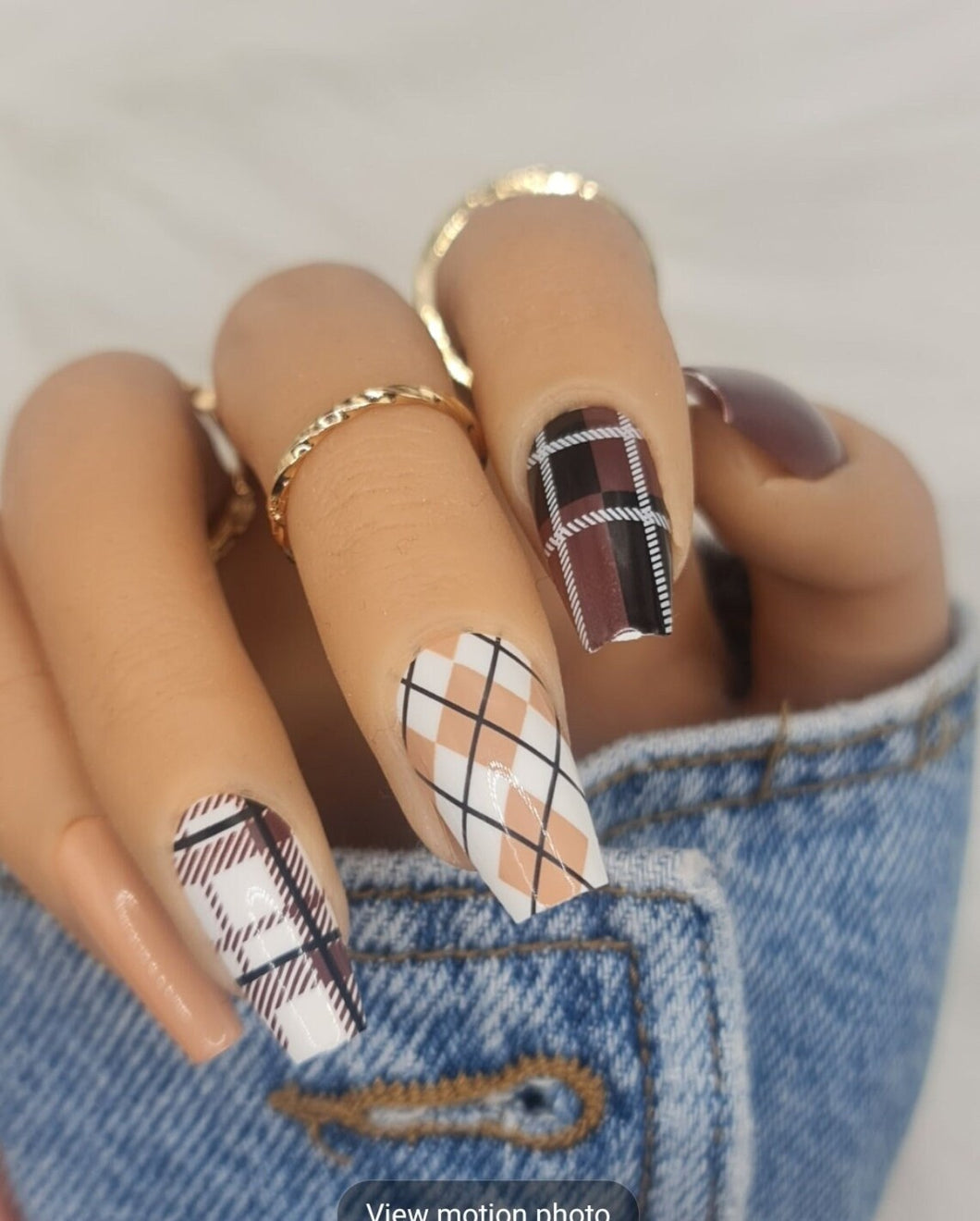 Beige and brown Press On Nails