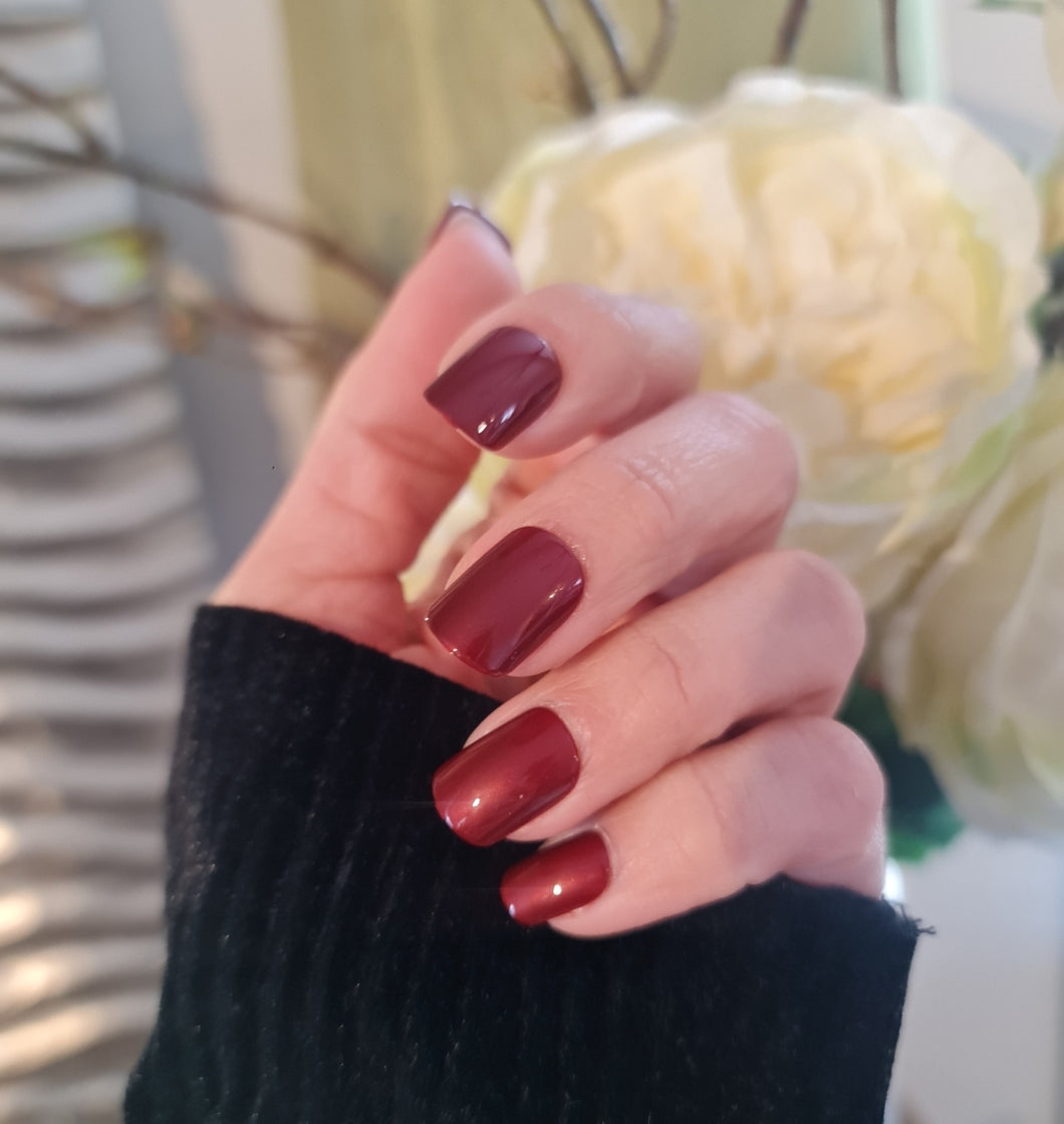 Squared Burgundy press on nails