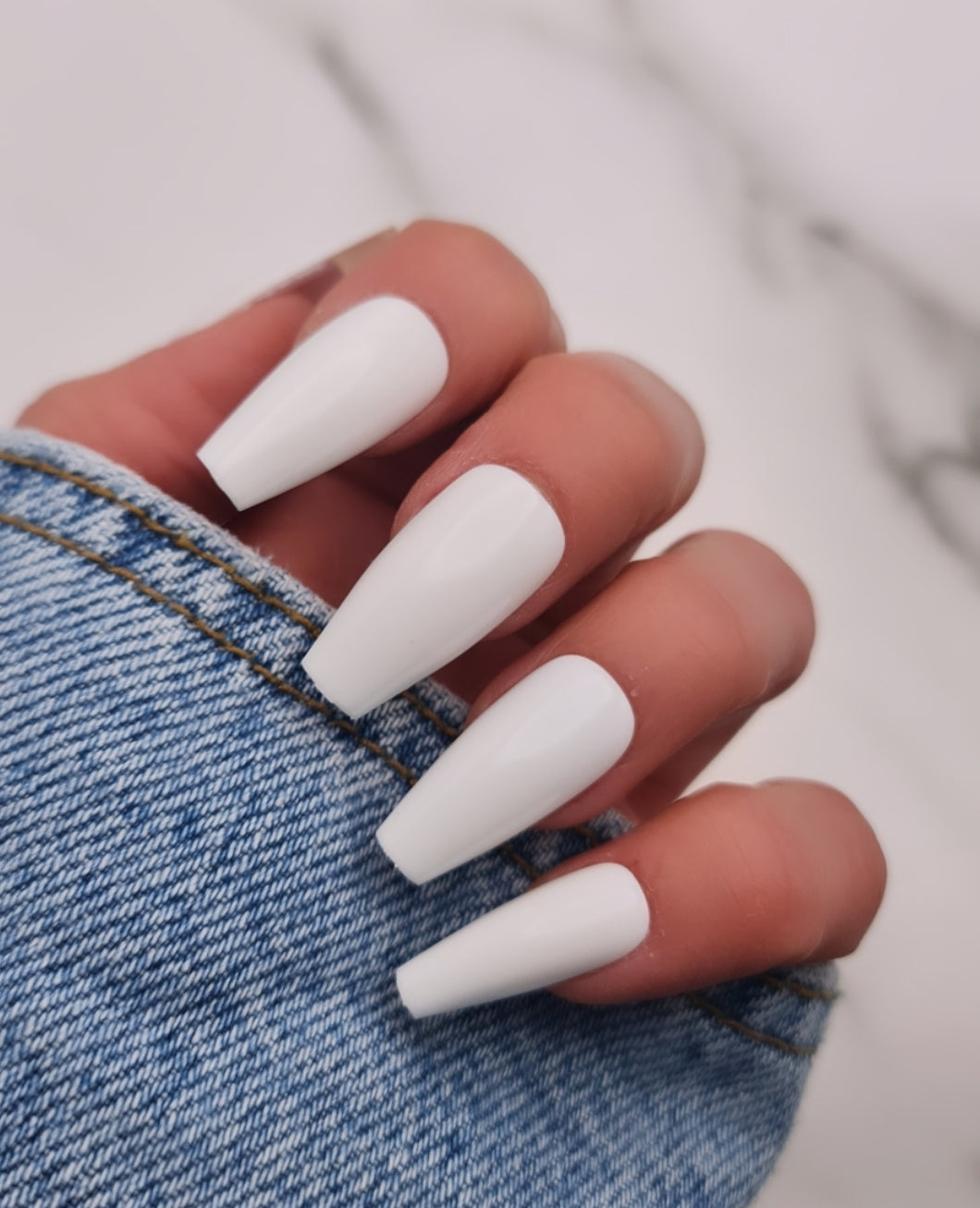 White Nails 2 Press on nails