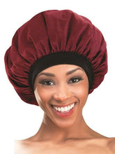 Load image into Gallery viewer, Deluxe Shower &amp; Conditioning Cap
